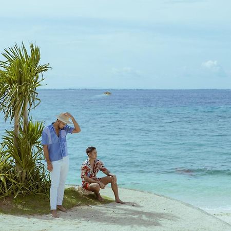 Savoy Hotel Mactan Lapu-Lapu City Exteriör bild